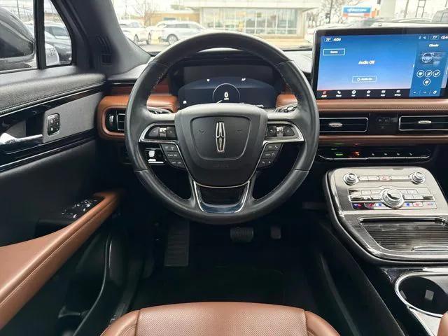 used 2023 Lincoln Nautilus car, priced at $35,999