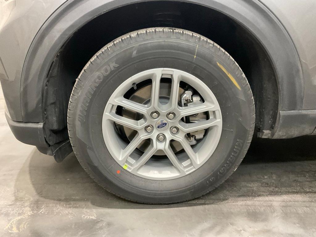 new 2026 Ford Explorer car, priced at $36,999