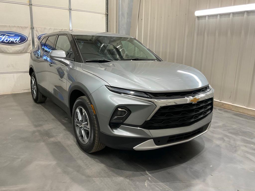 used 2025 Chevrolet Blazer car, priced at $27,316