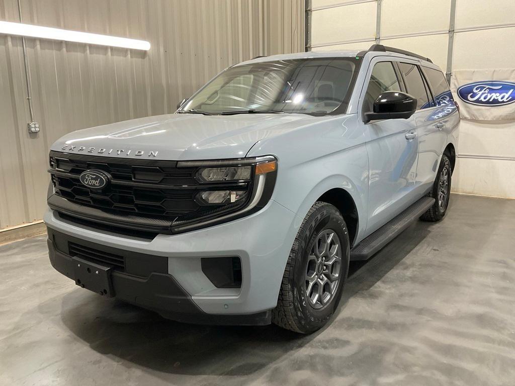 used 2025 Ford Expedition car, priced at $54,990