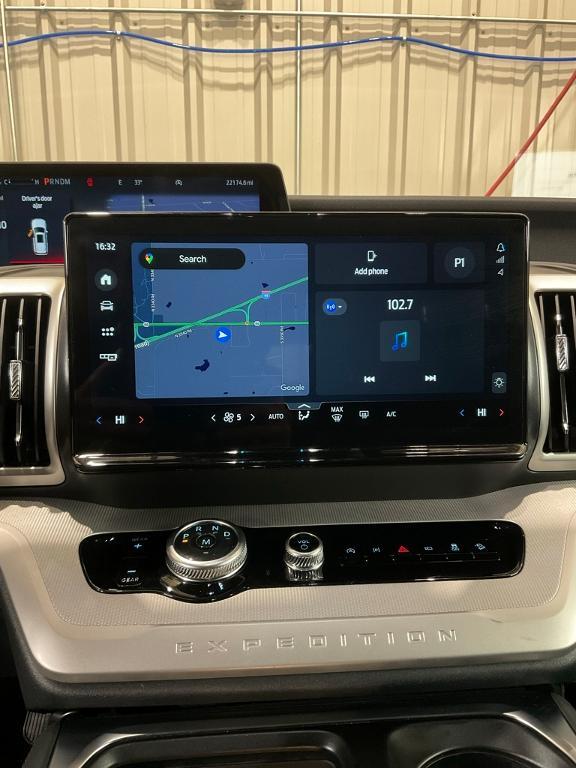 used 2025 Ford Expedition car, priced at $54,990