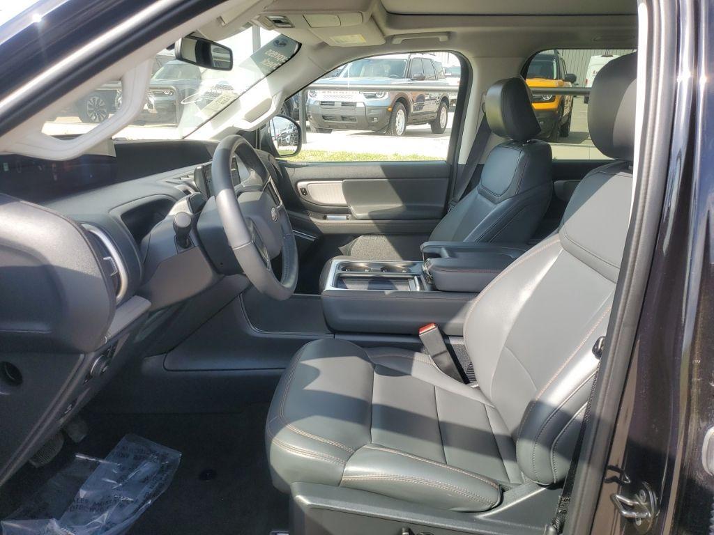 used 2025 Ford Expedition Max car, priced at $58,920