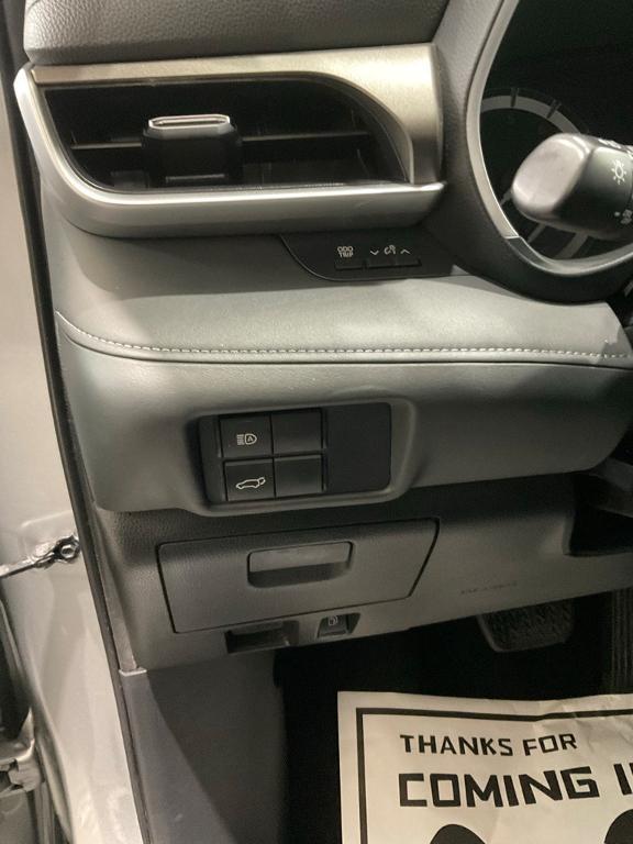 used 2021 Toyota Highlander car, priced at $26,490