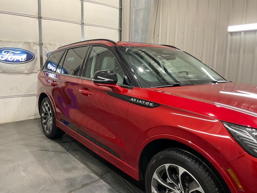 used 2025 Lincoln Aviator car, priced at $55,280