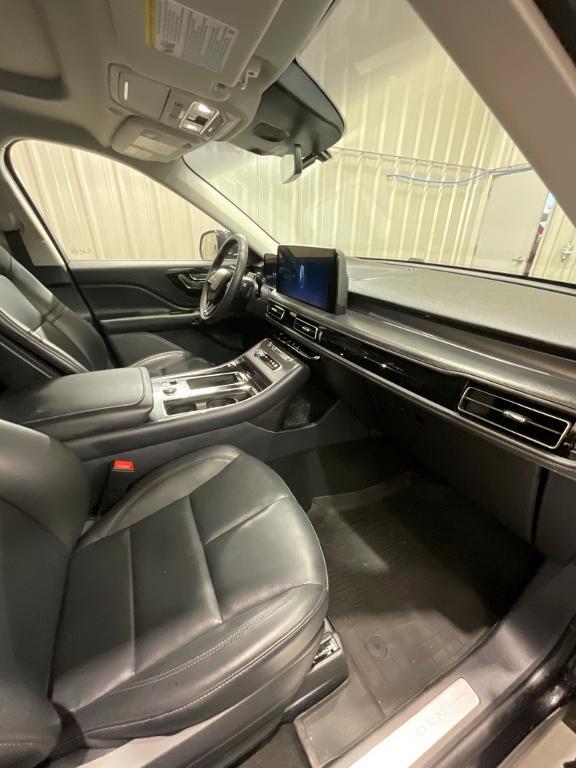 used 2025 Lincoln Aviator car, priced at $47,990