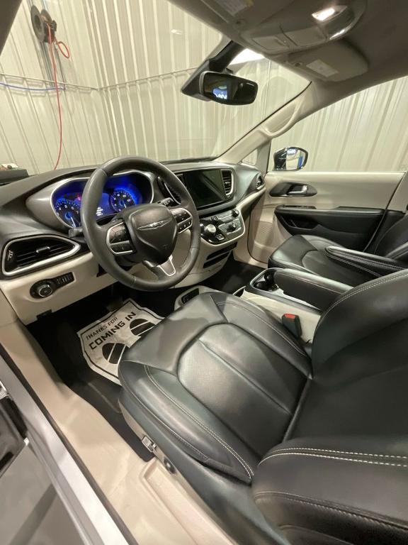 used 2024 Chrysler Pacifica car, priced at $28,455