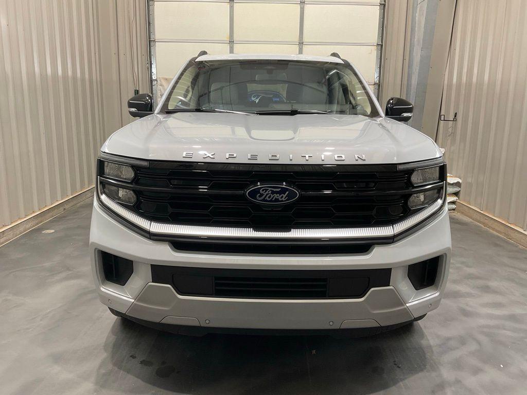 used 2025 Ford Expedition car, priced at $77,750