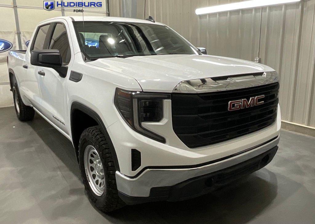 used 2024 GMC Sierra 1500 car, priced at $32,039
