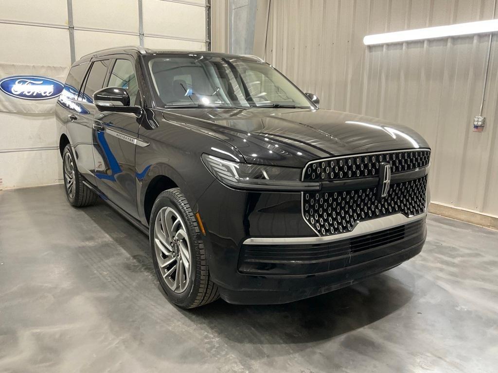 used 2025 Lincoln Navigator car, priced at $88,490
