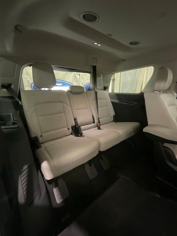 used 2025 Lincoln Navigator car, priced at $88,490