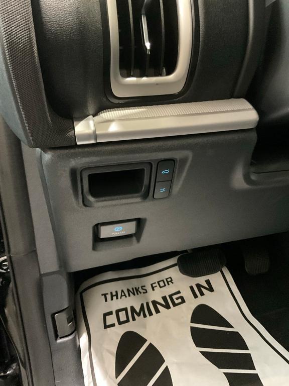 used 2025 Ford Expedition car, priced at $49,980