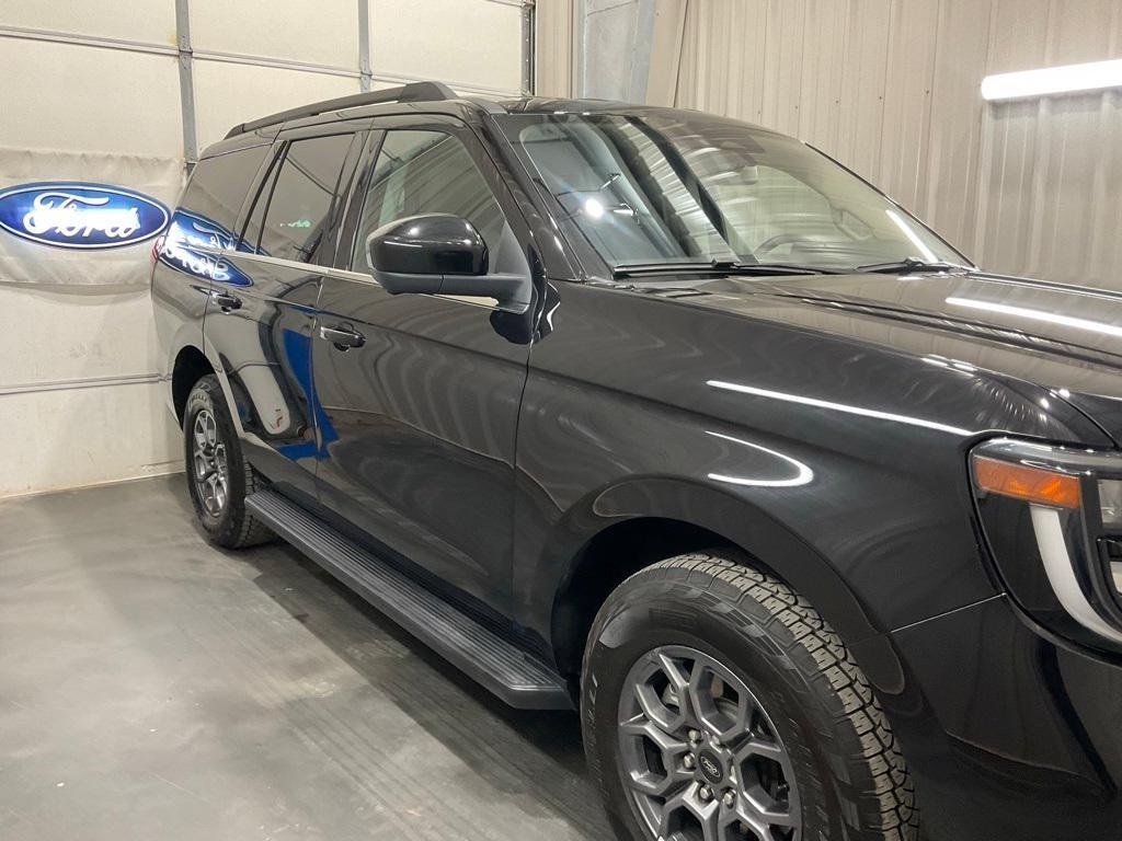 used 2025 Ford Expedition car, priced at $49,980