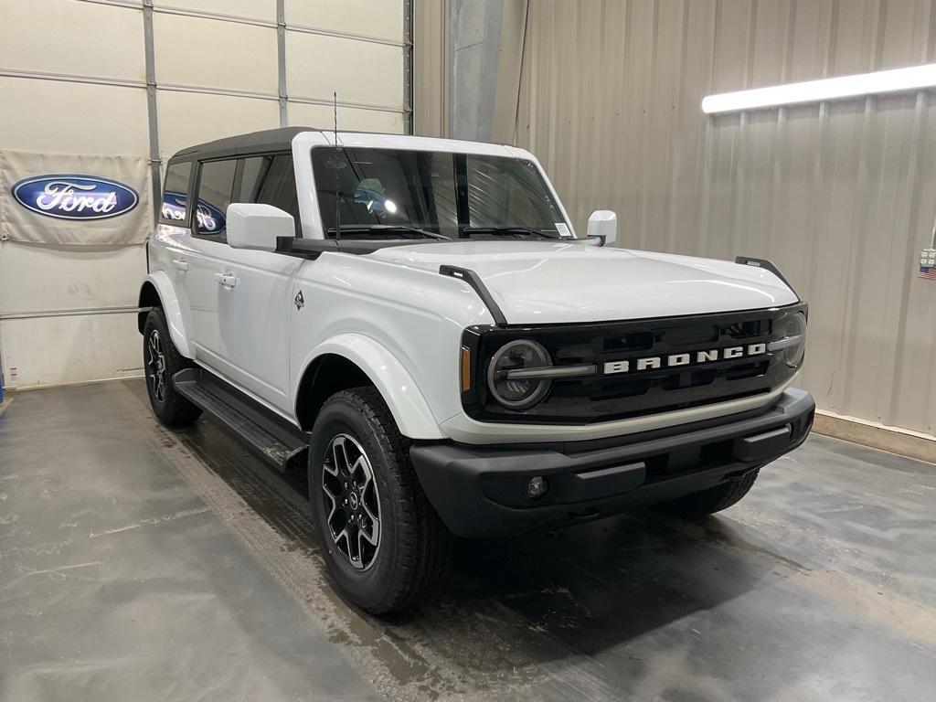 new 2025 Ford Bronco car, priced at $46,093