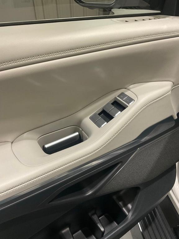 used 2025 Lincoln Navigator car, priced at $82,940