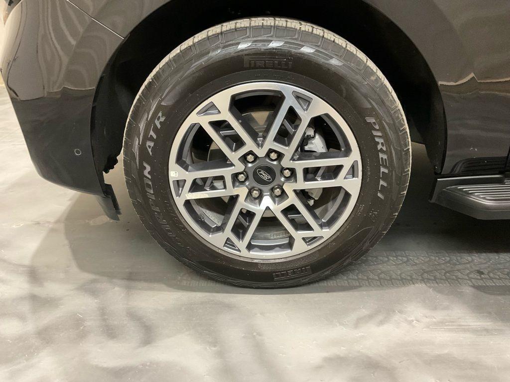 used 2025 Ford Expedition car, priced at $56,990