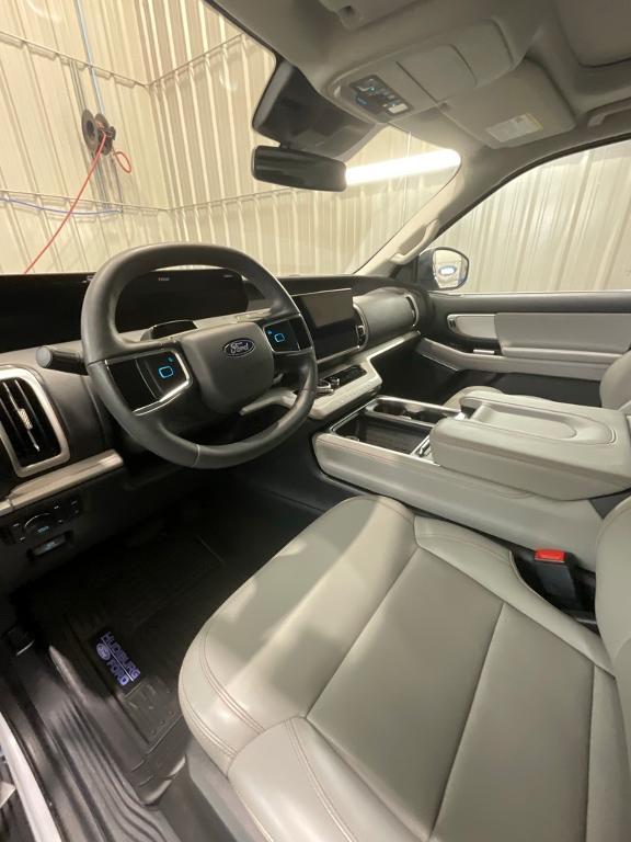 used 2025 Ford Expedition car, priced at $57,710