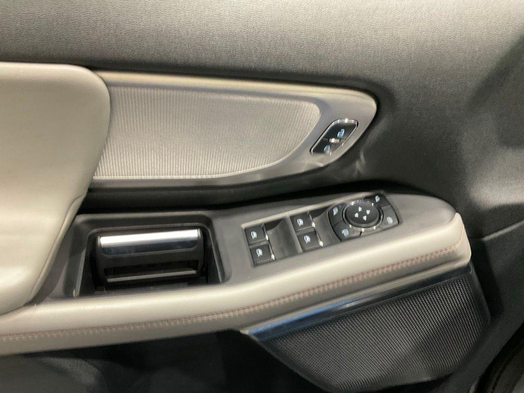used 2025 Ford Expedition Max car, priced at $59,199