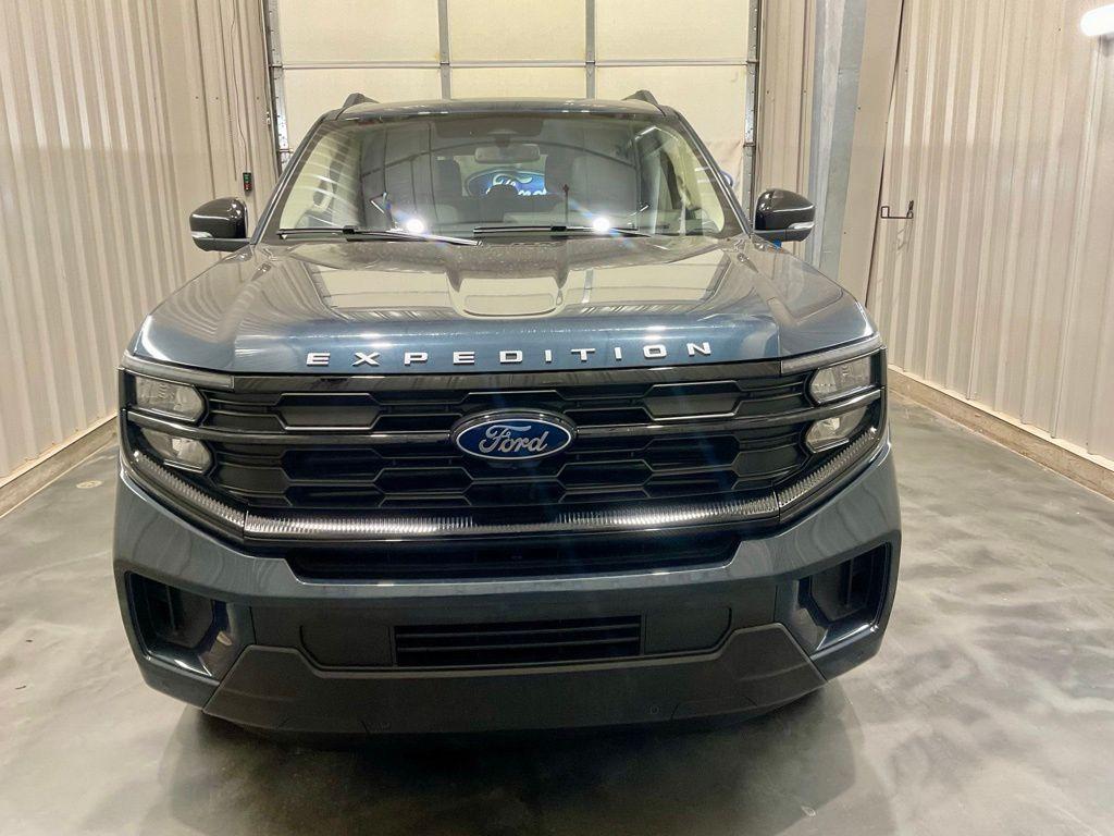 used 2025 Ford Expedition Max car, priced at $59,199