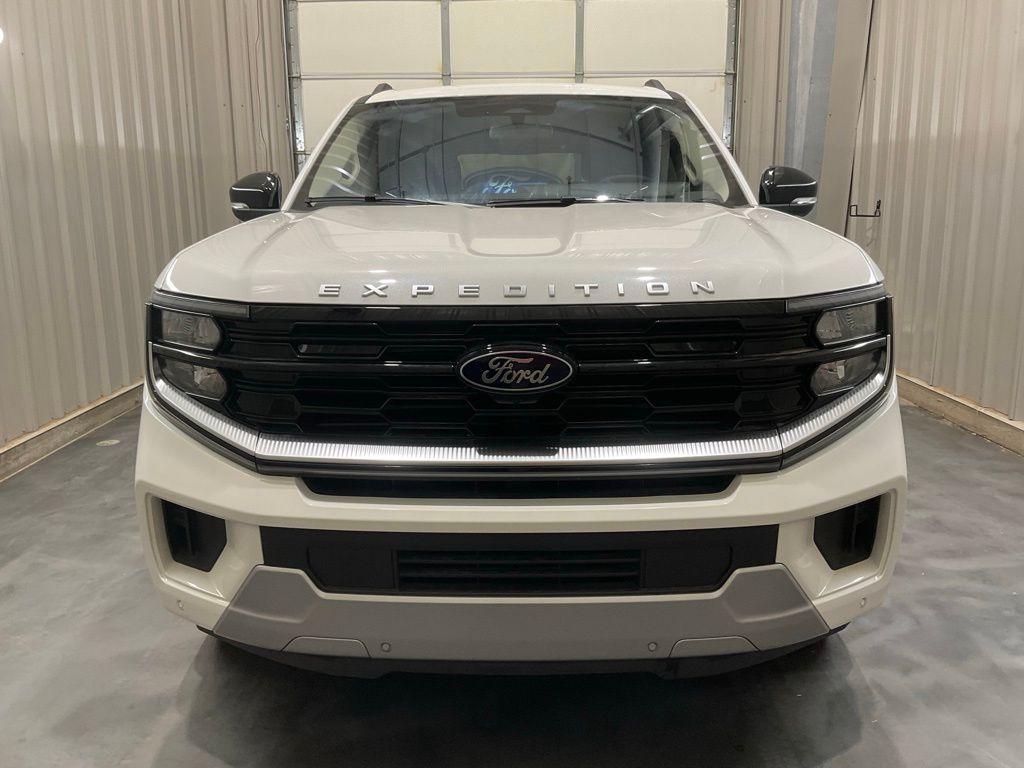 new 2025 Ford Expedition Max car, priced at $73,995