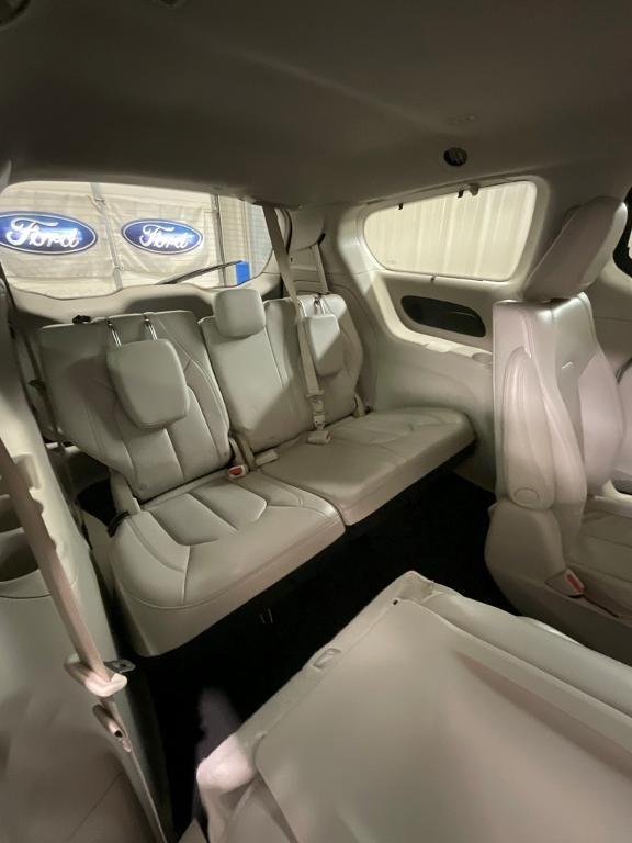 used 2021 Chrysler Pacifica Hybrid car, priced at $20,490