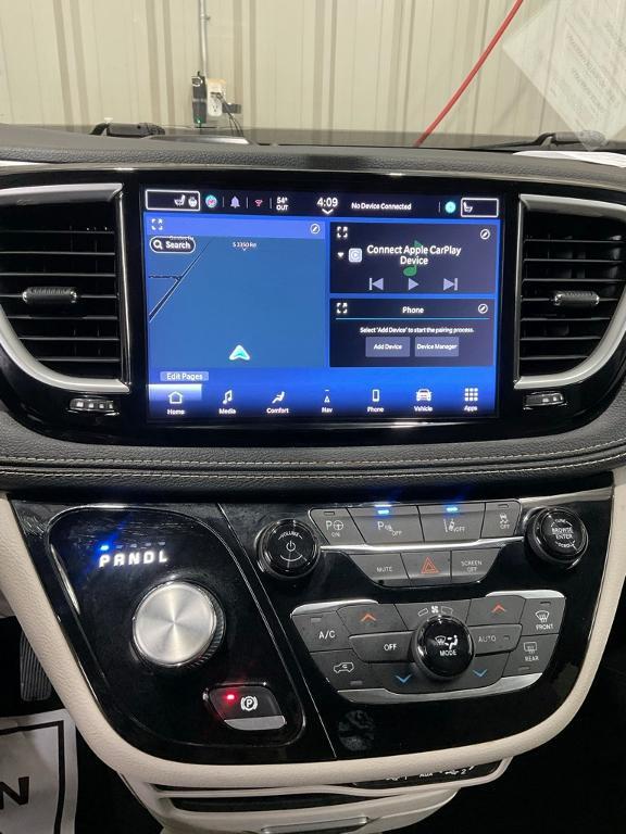 used 2021 Chrysler Pacifica Hybrid car, priced at $20,490