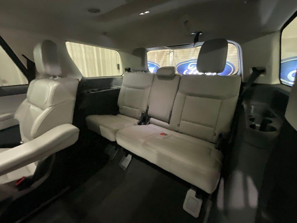 used 2025 Ford Expedition car, priced at $50,799