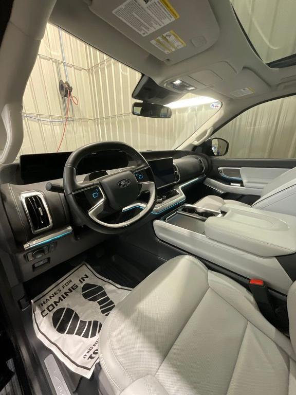 used 2025 Ford Expedition car, priced at $76,490