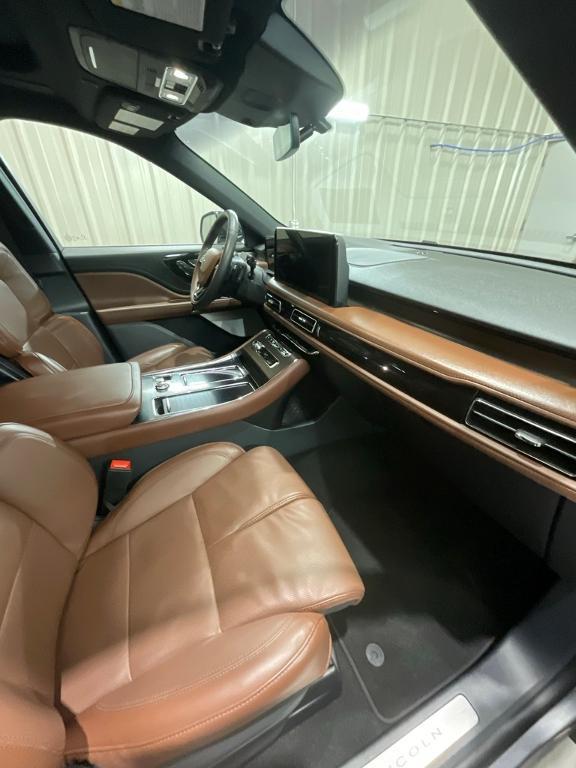 used 2025 Lincoln Aviator car, priced at $65,490