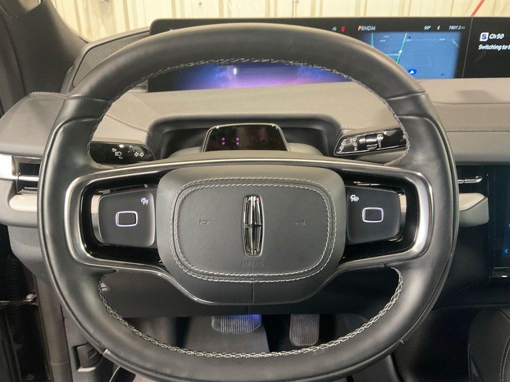 used 2025 Lincoln Navigator car, priced at $86,940