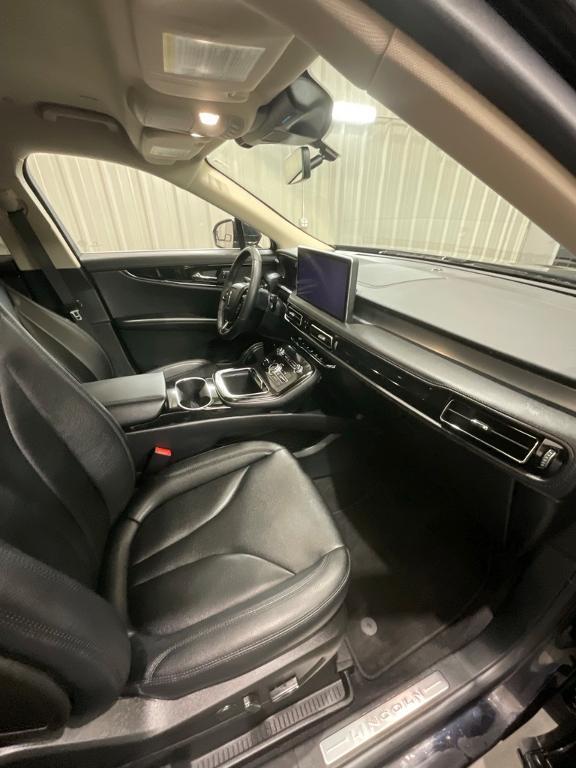 used 2023 Lincoln Nautilus car, priced at $31,990