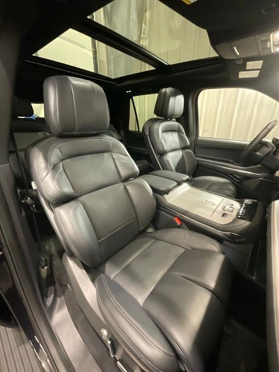 used 2025 Lincoln Navigator car, priced at $86,810