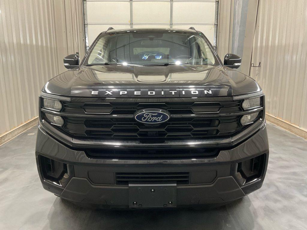 used 2025 Ford Expedition Max car, priced at $55,990