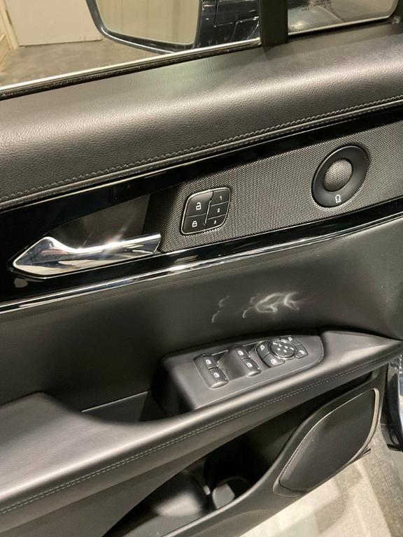 used 2023 Lincoln Nautilus car, priced at $38,890