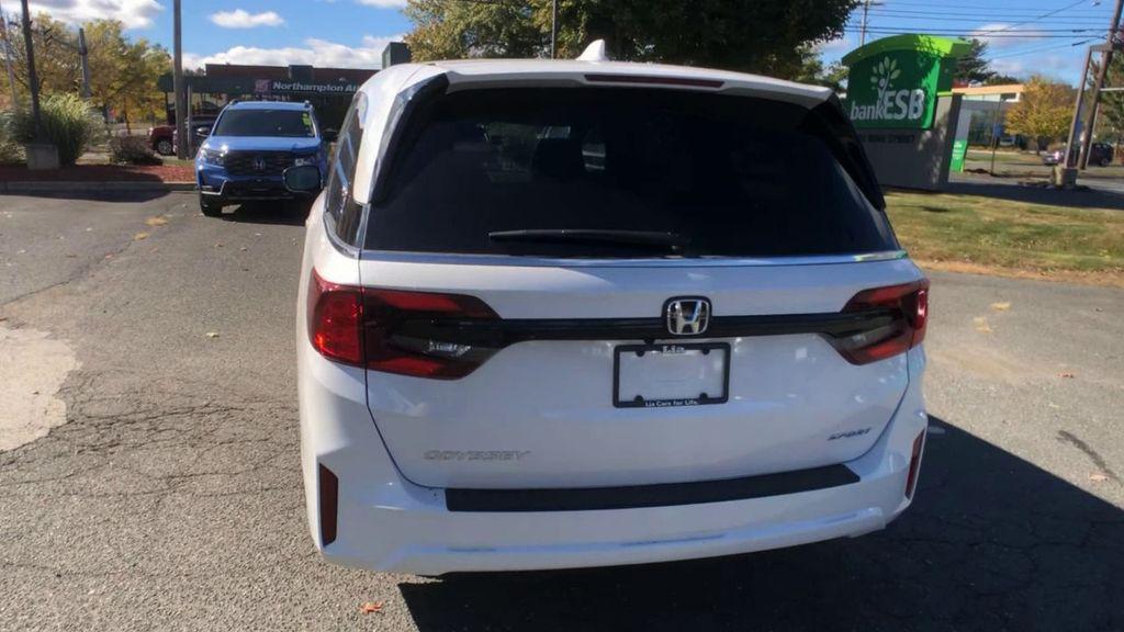 new 2026 Honda Odyssey car, priced at $45,845