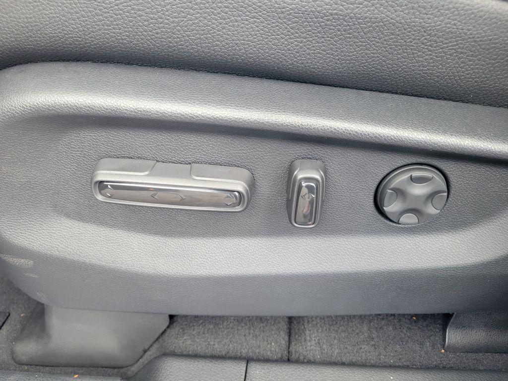 new 2026 Honda Odyssey car, priced at $45,845