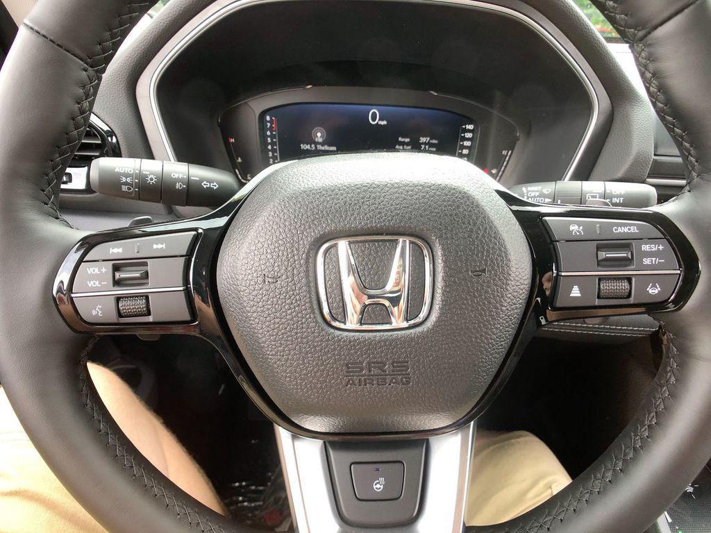 new 2025 Honda Pilot car, priced at $55,305