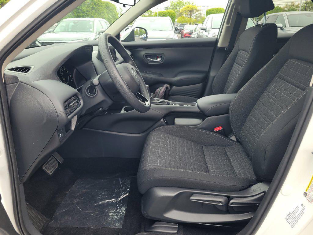 new 2027 Honda HR-V car, priced at $30,280