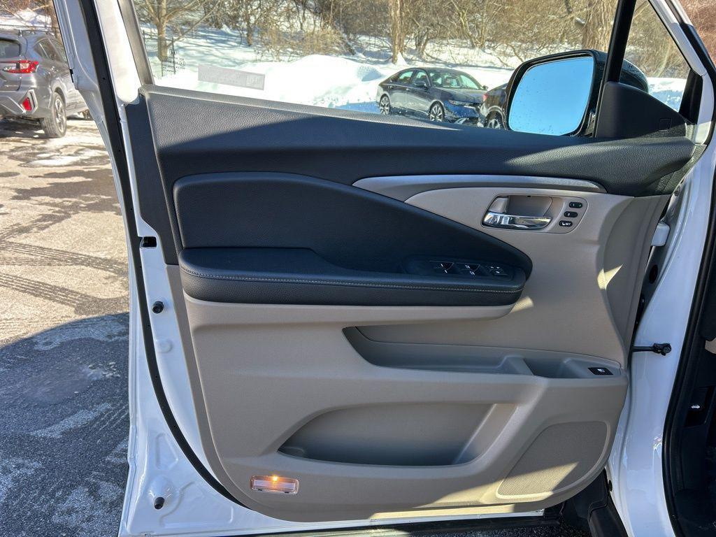 used 2022 Honda Ridgeline car, priced at $27,621