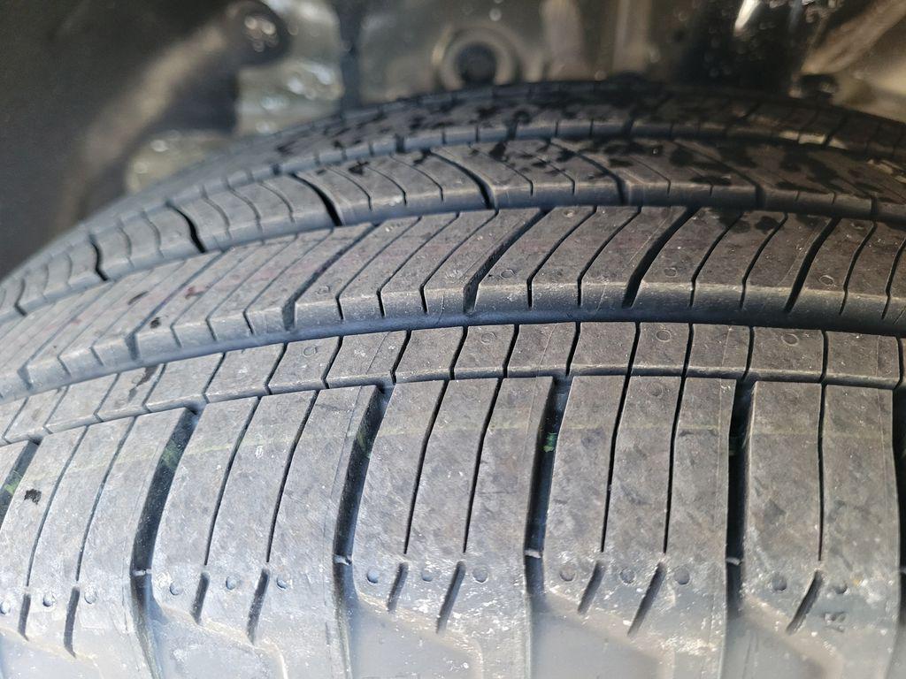 new 2026 Honda CR-V Hybrid car, priced at $43,700