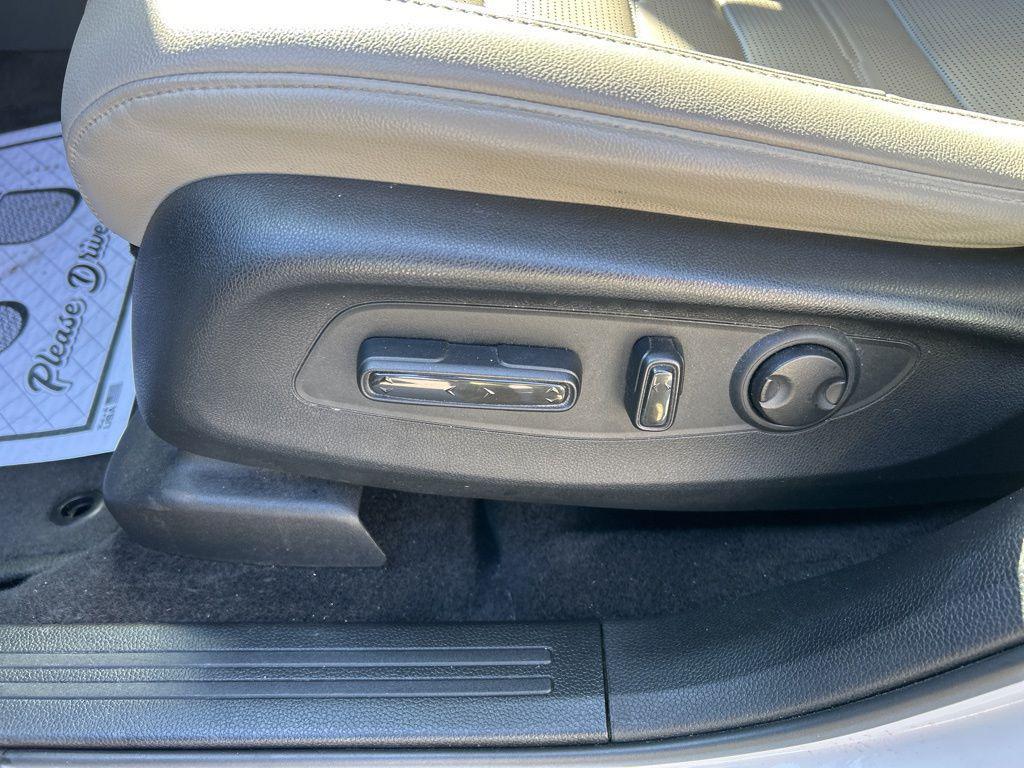 used 2024 Honda CR-V car, priced at $29,991