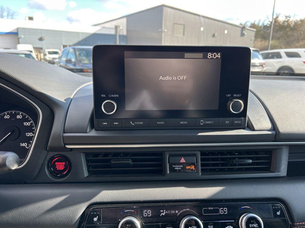 used 2023 Honda Pilot car, priced at $35,050