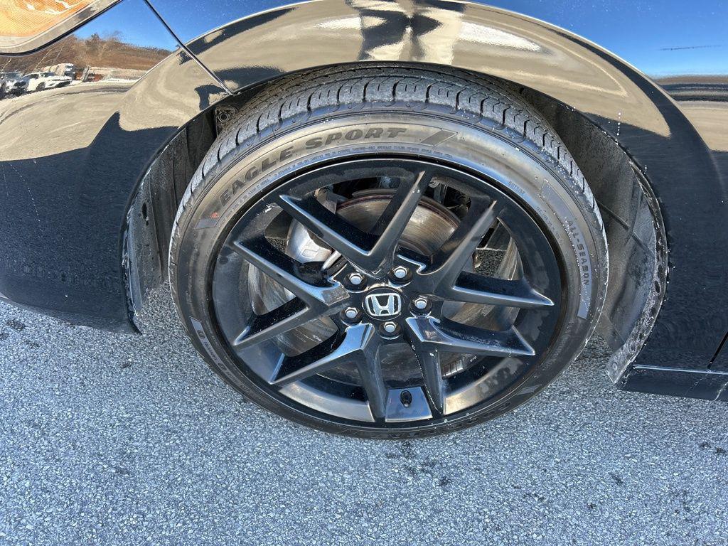 used 2025 Honda Civic car, priced at $24,213