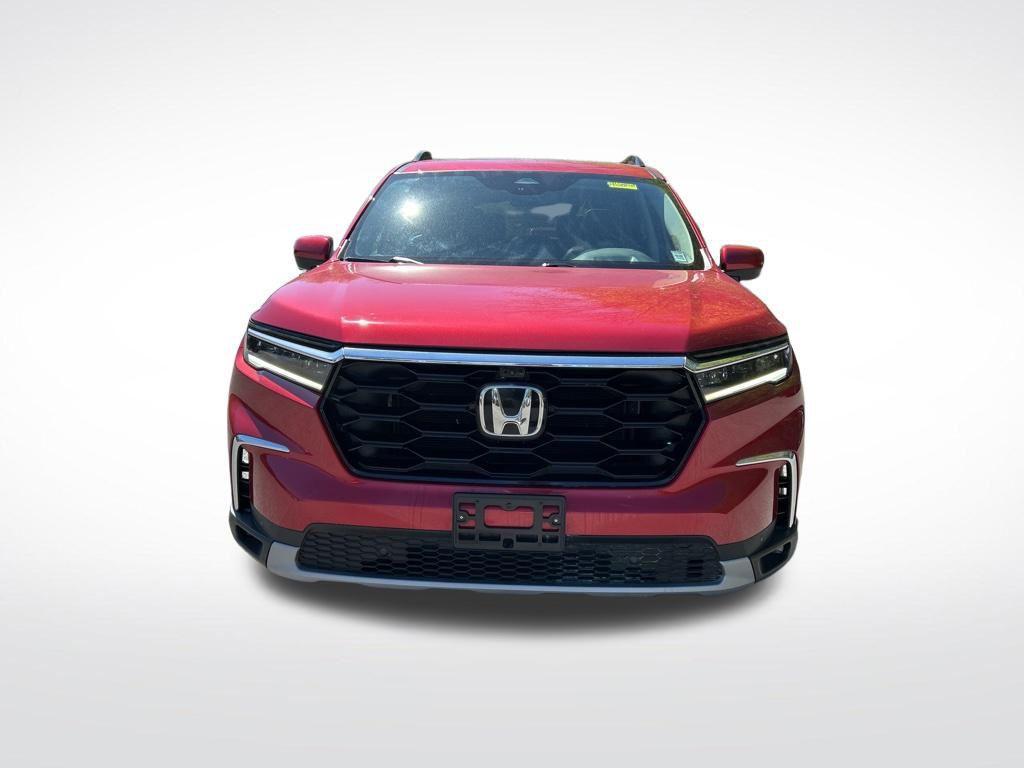 used 2023 Honda Pilot car, priced at $42,998