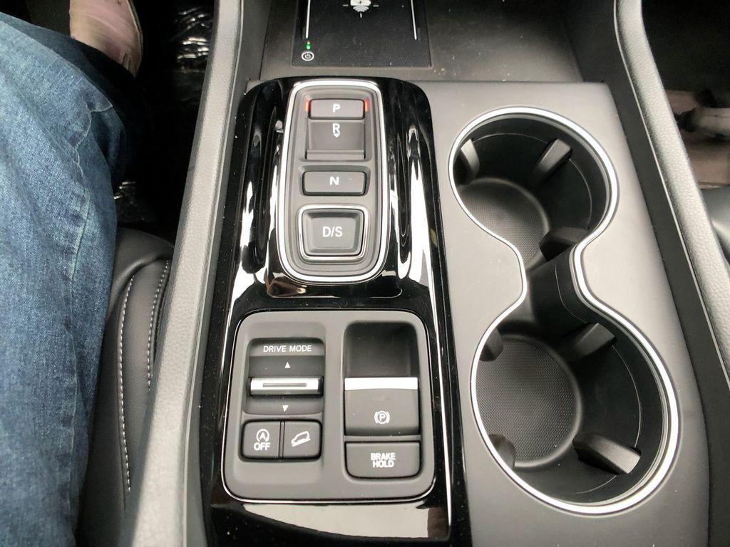 new 2025 Honda Pilot car, priced at $51,095