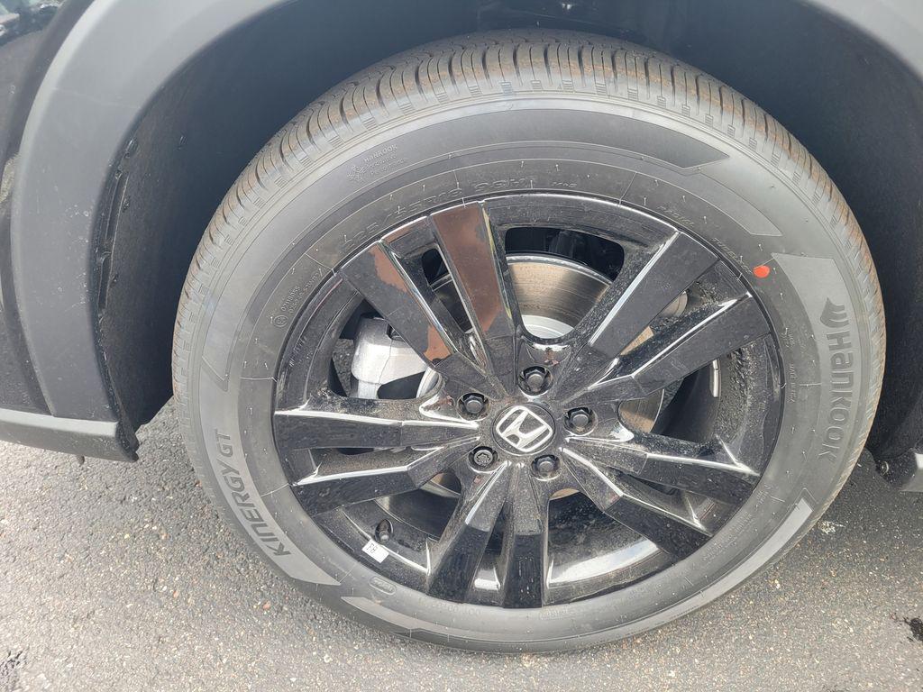 new 2026 Honda HR-V car, priced at $31,250