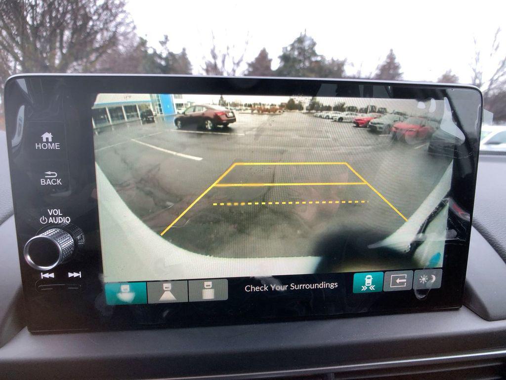 new 2025 Honda Pilot car, priced at $47,550