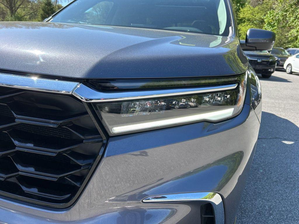 used 2025 Honda Pilot car, priced at $49,997