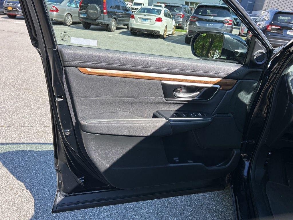 used 2020 Honda CR-V car, priced at $25,999