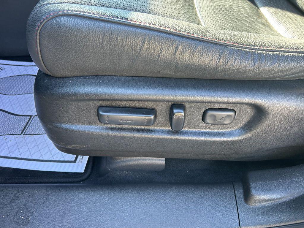 used 2022 Honda Pilot car, priced at $35,418