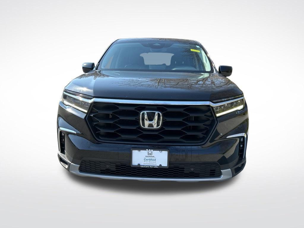 used 2023 Honda Pilot car, priced at $34,999